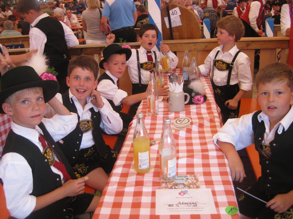 20130712-volksfest-einzug-011