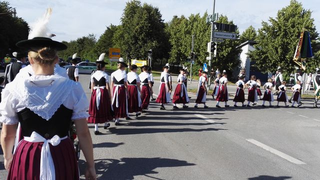 20160708-volksfest-einzug-006