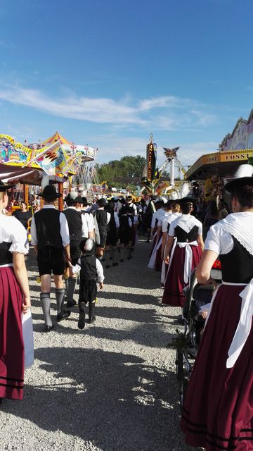 20160708-volksfest-einzug-007